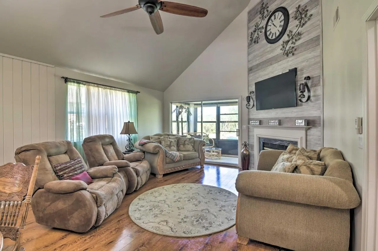 Appartamento Spacious 3 Mi To Table Rock Lake!