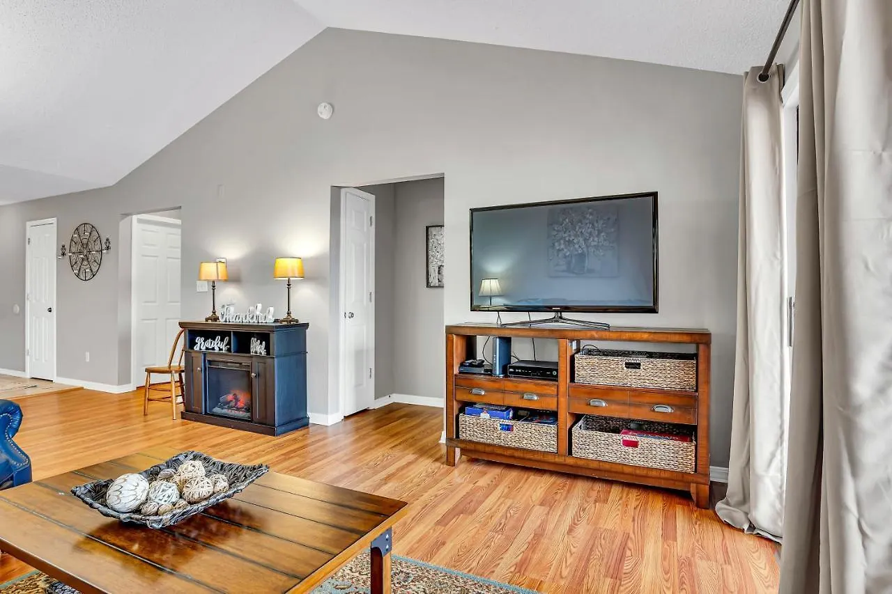 Pointe Of View Apartment *