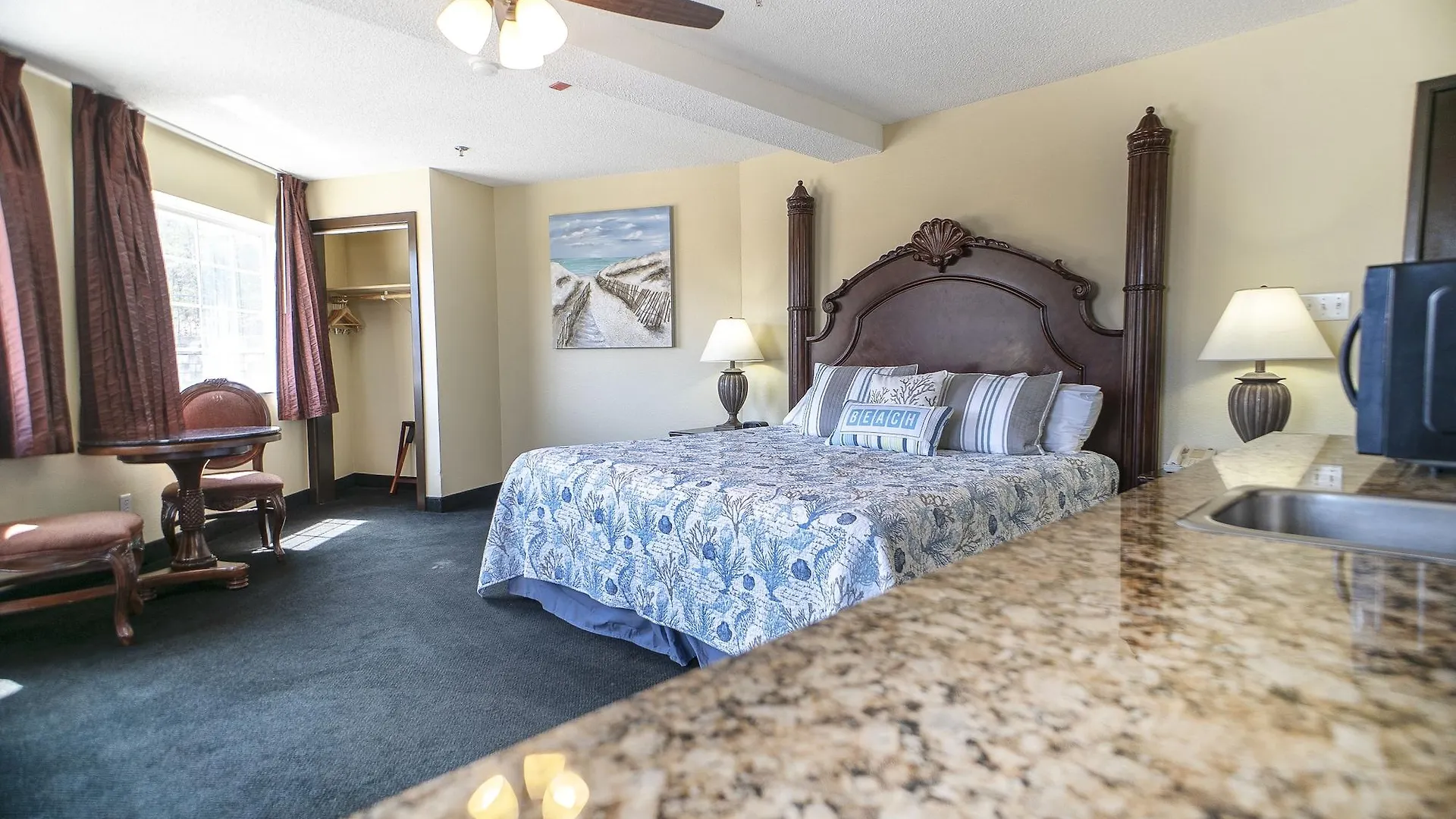 The Stone Castle & Conference Center Otel 3*