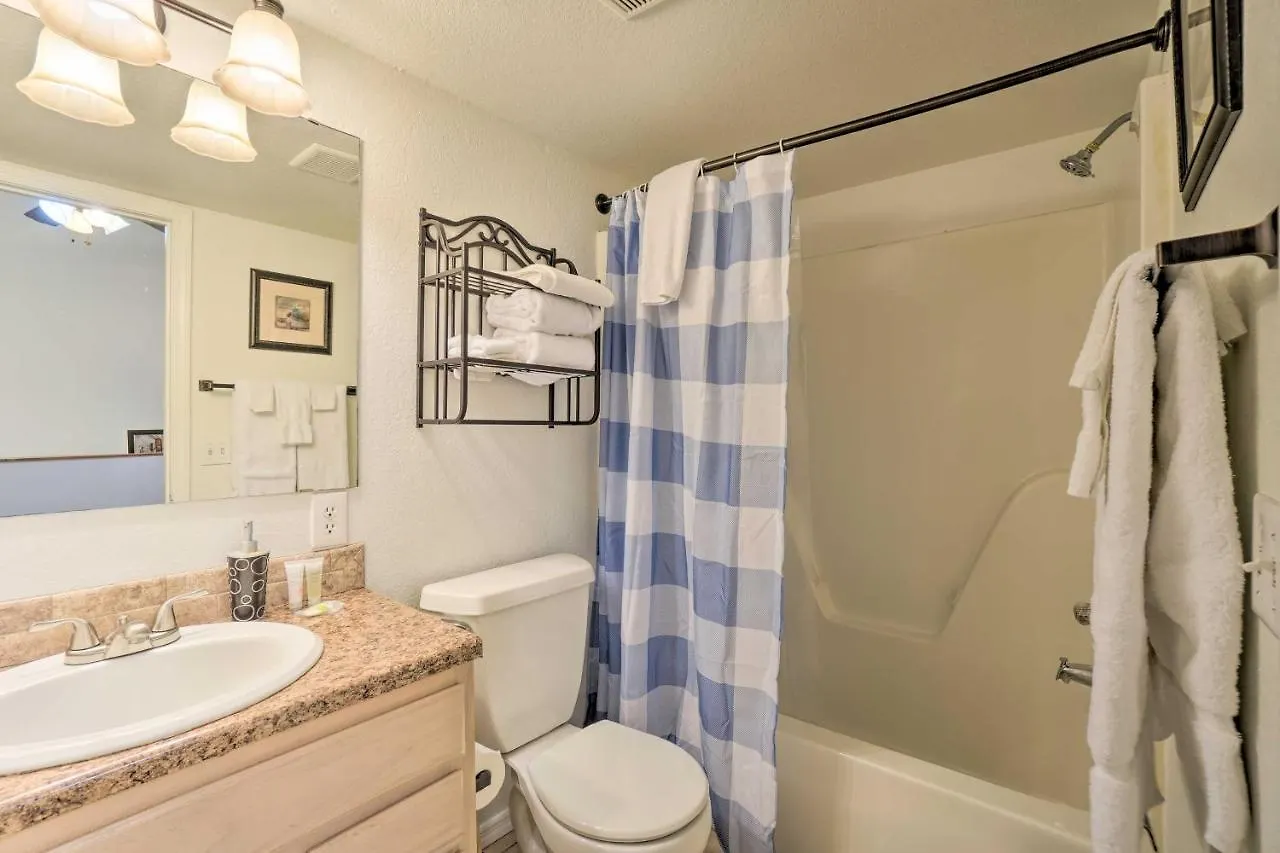 Relaxing Retreat By Fall Creek Marina Branson
