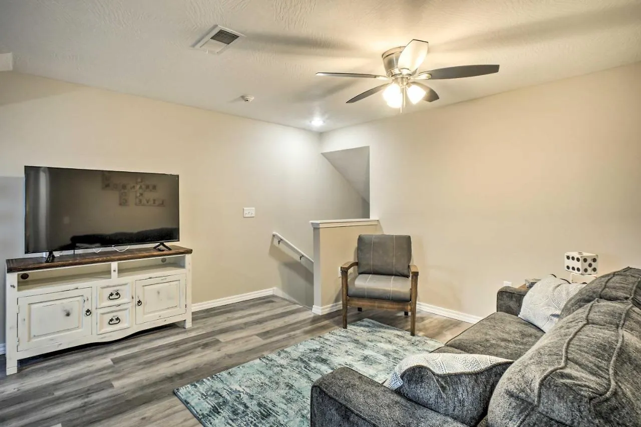דירה Chic Retreat About 4 Mi To Silver Dollar