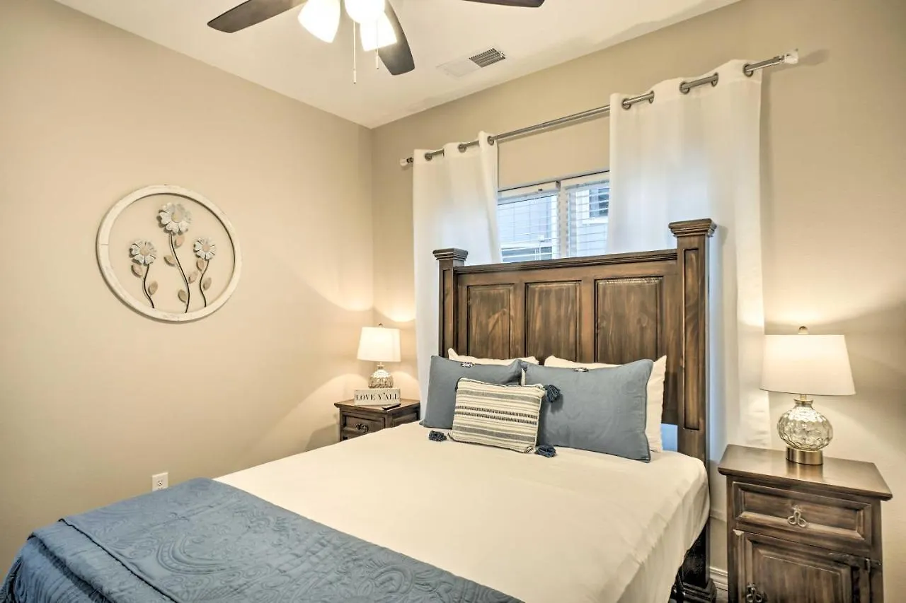 דירה Chic Retreat About 4 Mi To Silver Dollar בראנסון