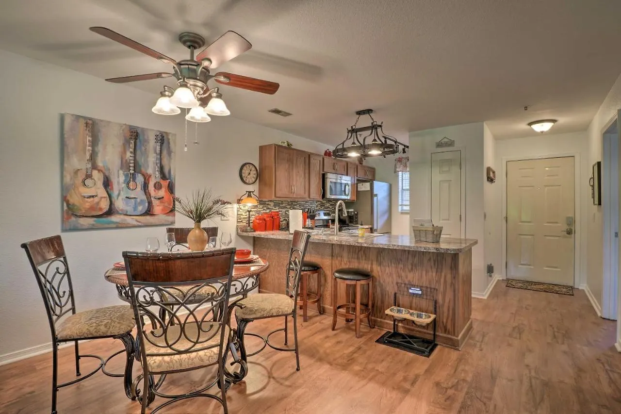 Sun-soaked Taneycomo With Furnished Patio Lägenhet Branson