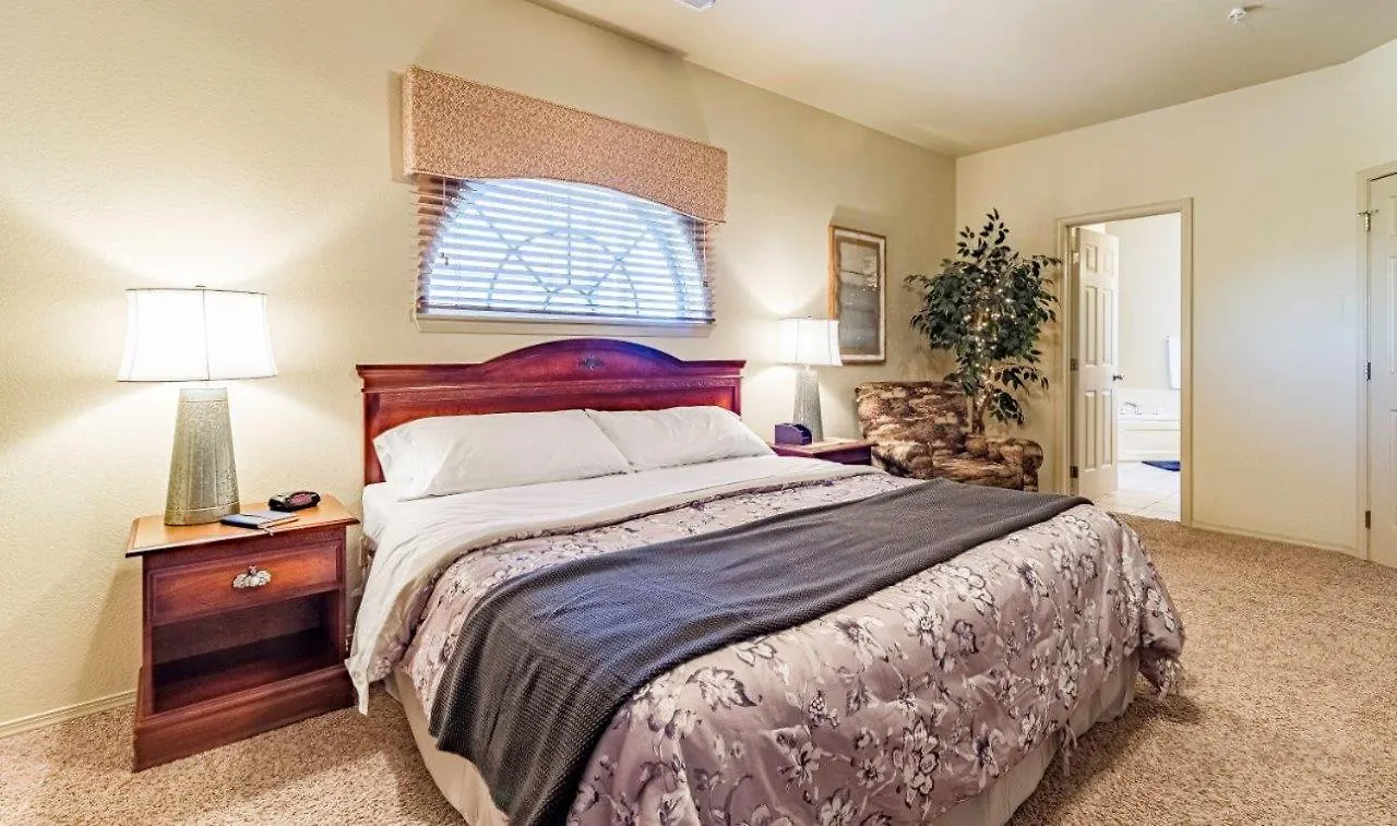 Pools Sleeps 10 Close To 76 Silver Dollar 0502 Branson