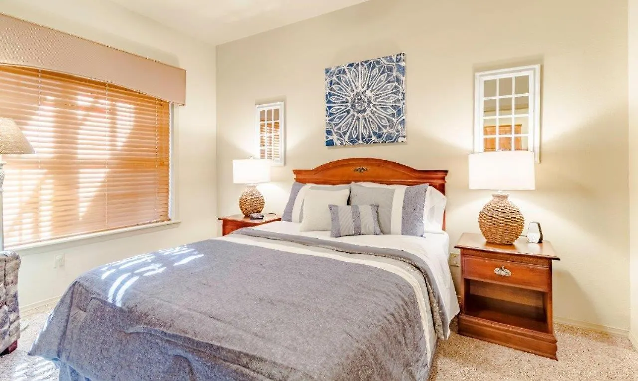 Pools Sleeps 10 Close To 76 Silver Dollar 0502 Branson