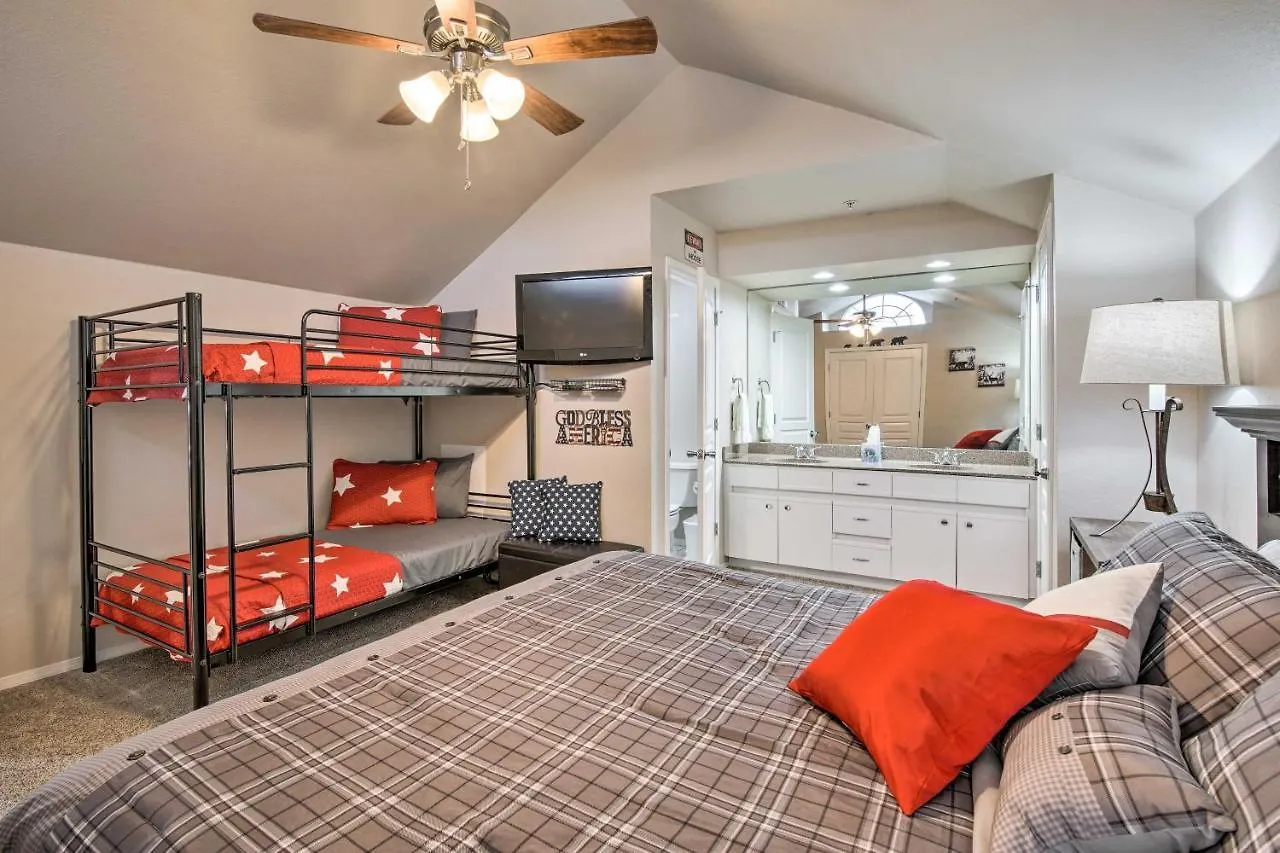 Διαμέρισμα Cozy And Deluxe Balcony And Pool Access