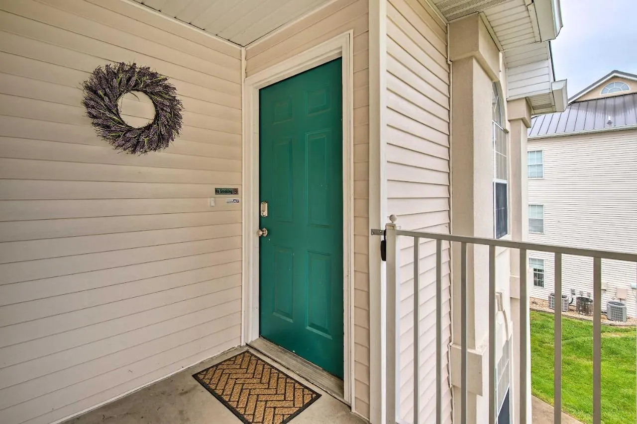 Cozy And Deluxe Balcony And Pool Access Διαμέρισμα