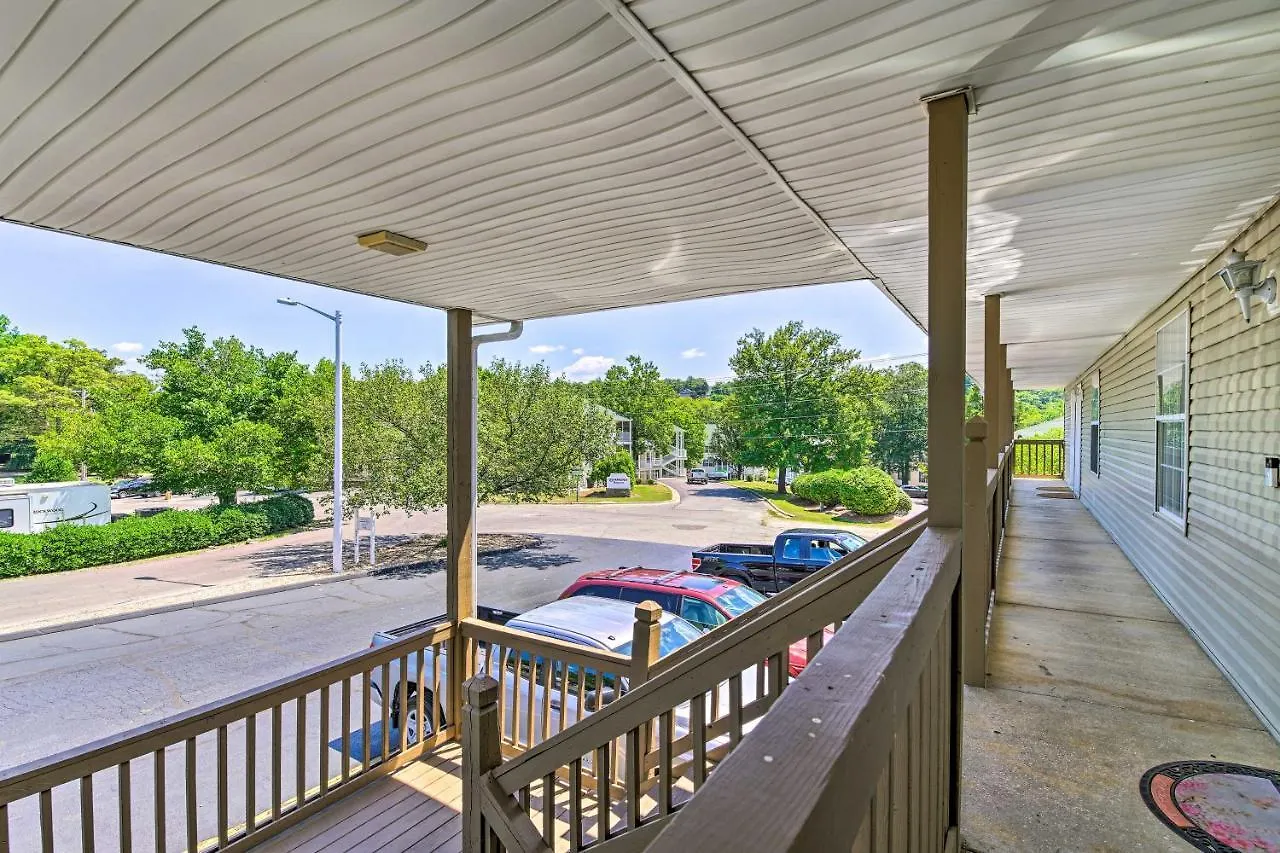 Cozy And Convenient With Balcony! شقة *
