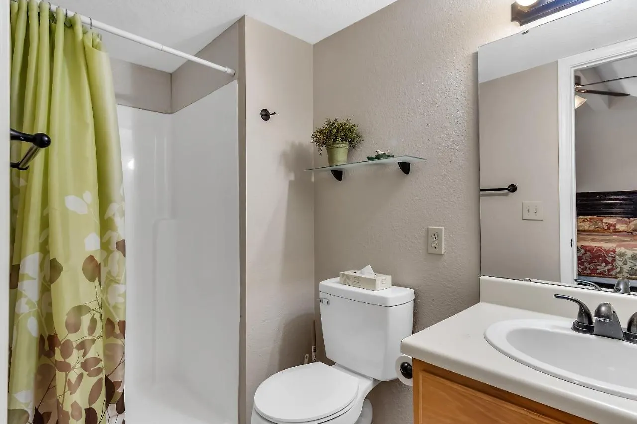 Tuscany On Taneycomo Apartamento