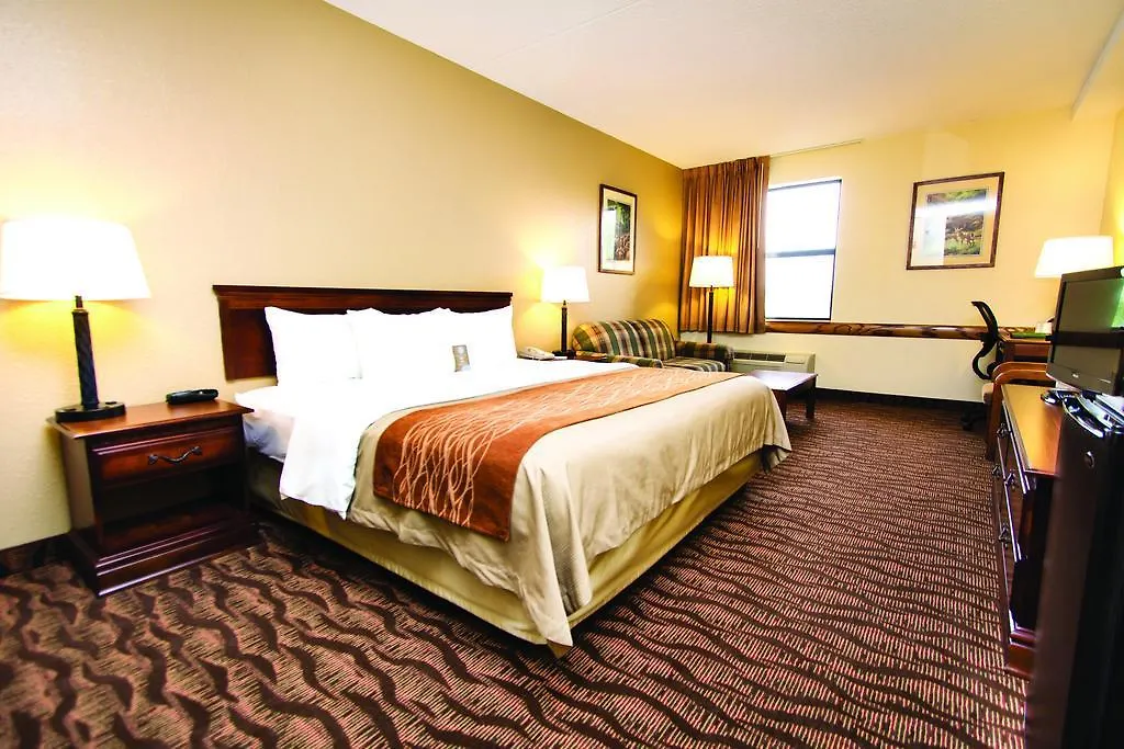 Comfort & Meadows Hotel 3*