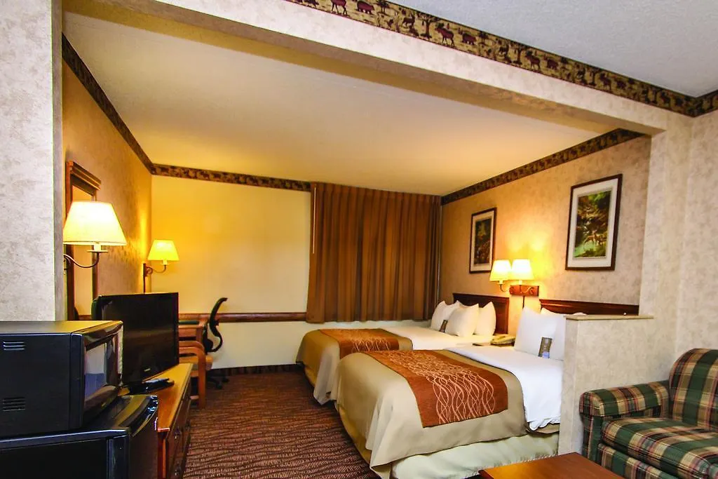 Comfort & Meadows Hotel 3*