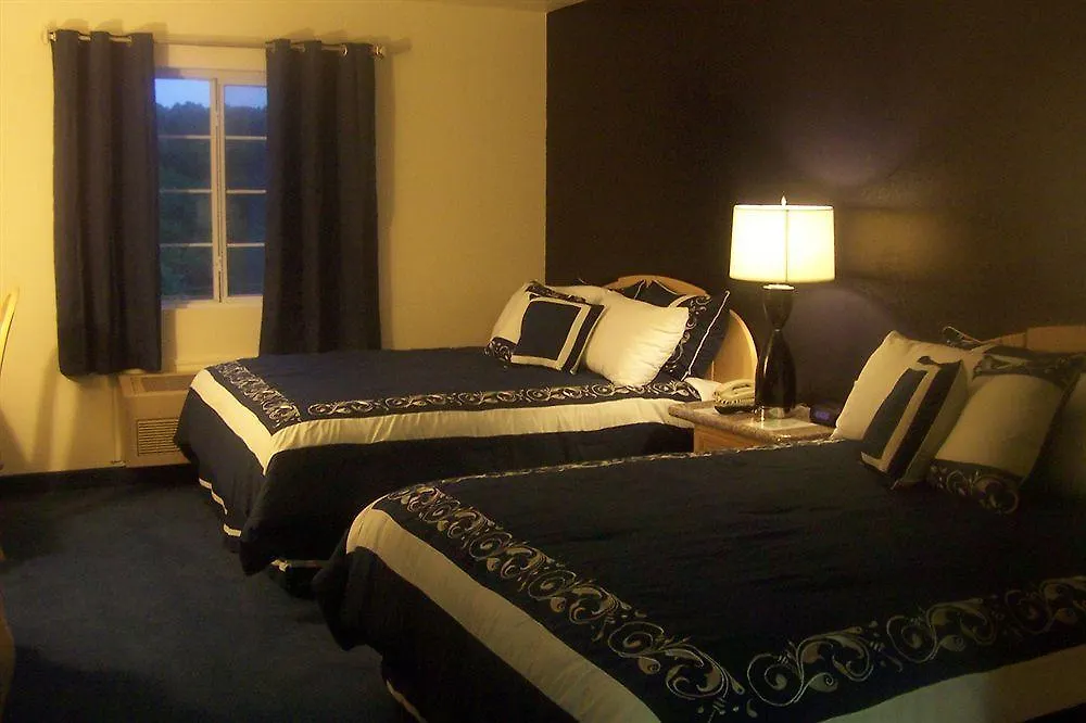 Rodeway Branson, Brick House Fogadó