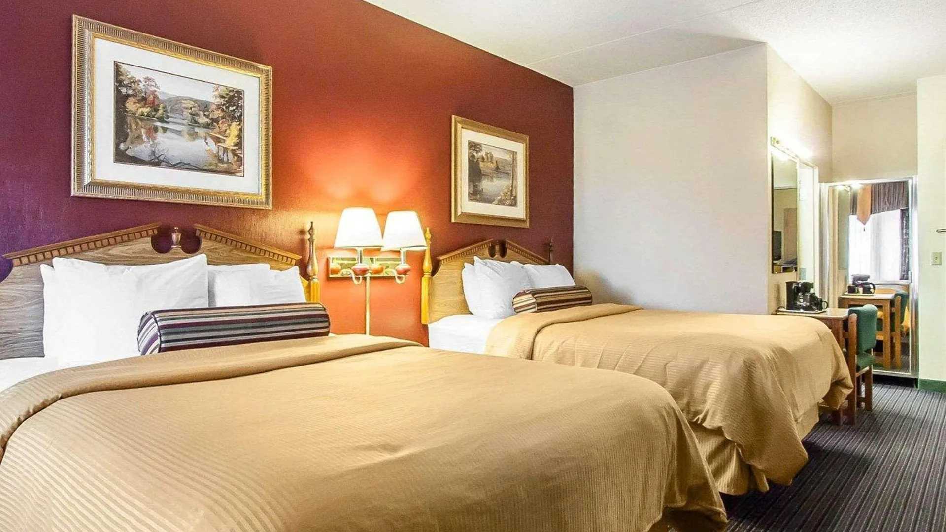 Clarion Hotel