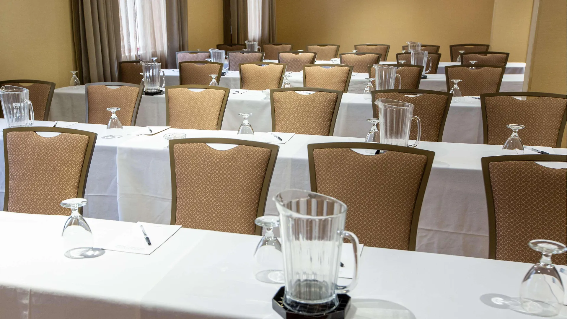 Radisson 3* Branson