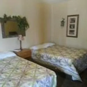 Rezort Taneycomo Lakefront Bull Creek