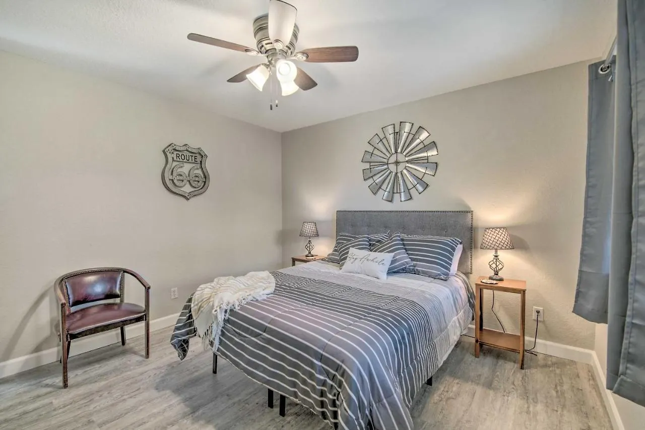 With Pool Access And Golf Course View! *