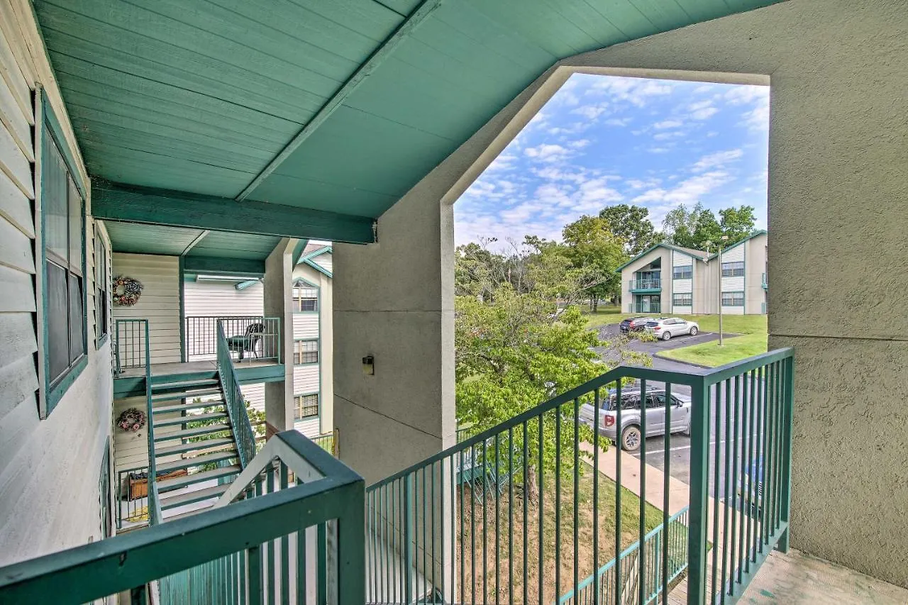 Lejlighed With Pool Access And Golf Course View!