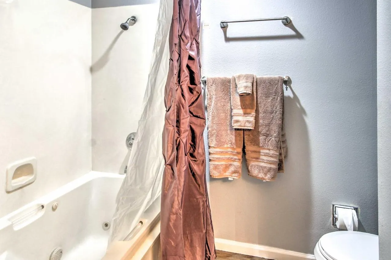 Cozy Pointe Royale Mins To Table Rock Lake! Appartamento Branson