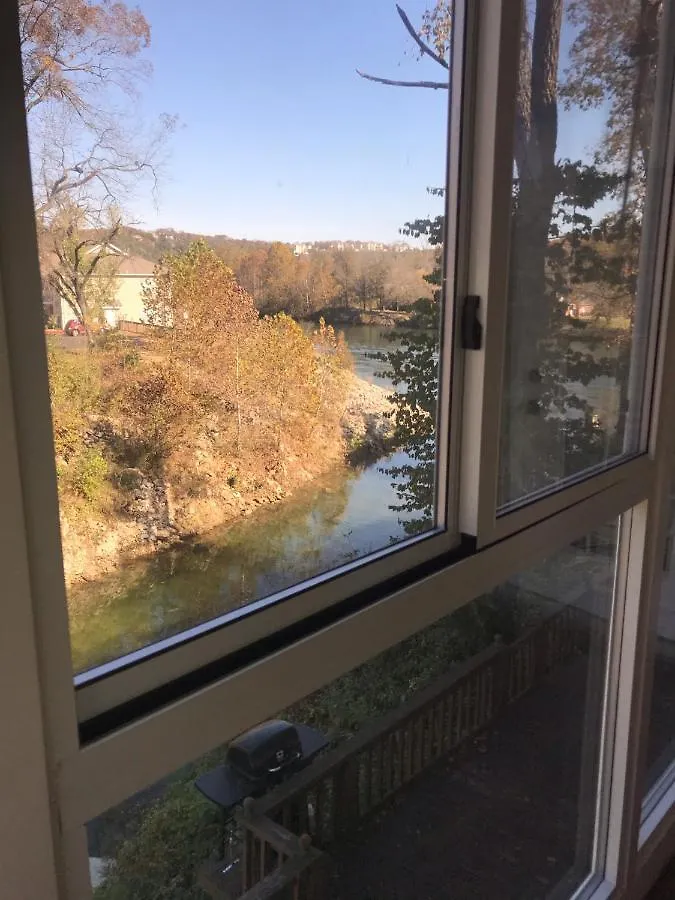 Lakeside On Taneycomo Апартаменты *