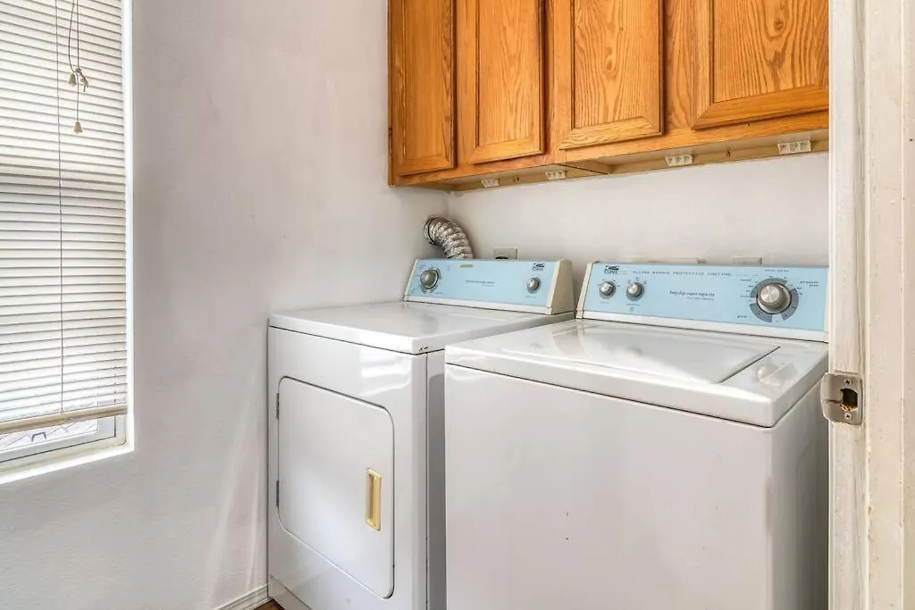 Cozy 3-bedroom Near Lejlighed
