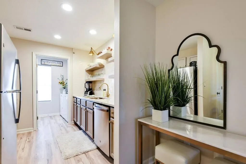 Remodeled No Steps Citrus Lane Luxury Amazing View Daire *