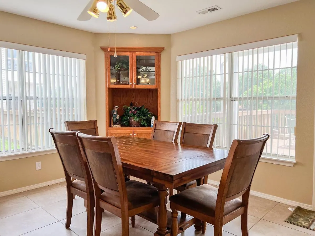 Front 2br Walk-in With Large Deck - Free Tickets Included - 79-1 * Branson