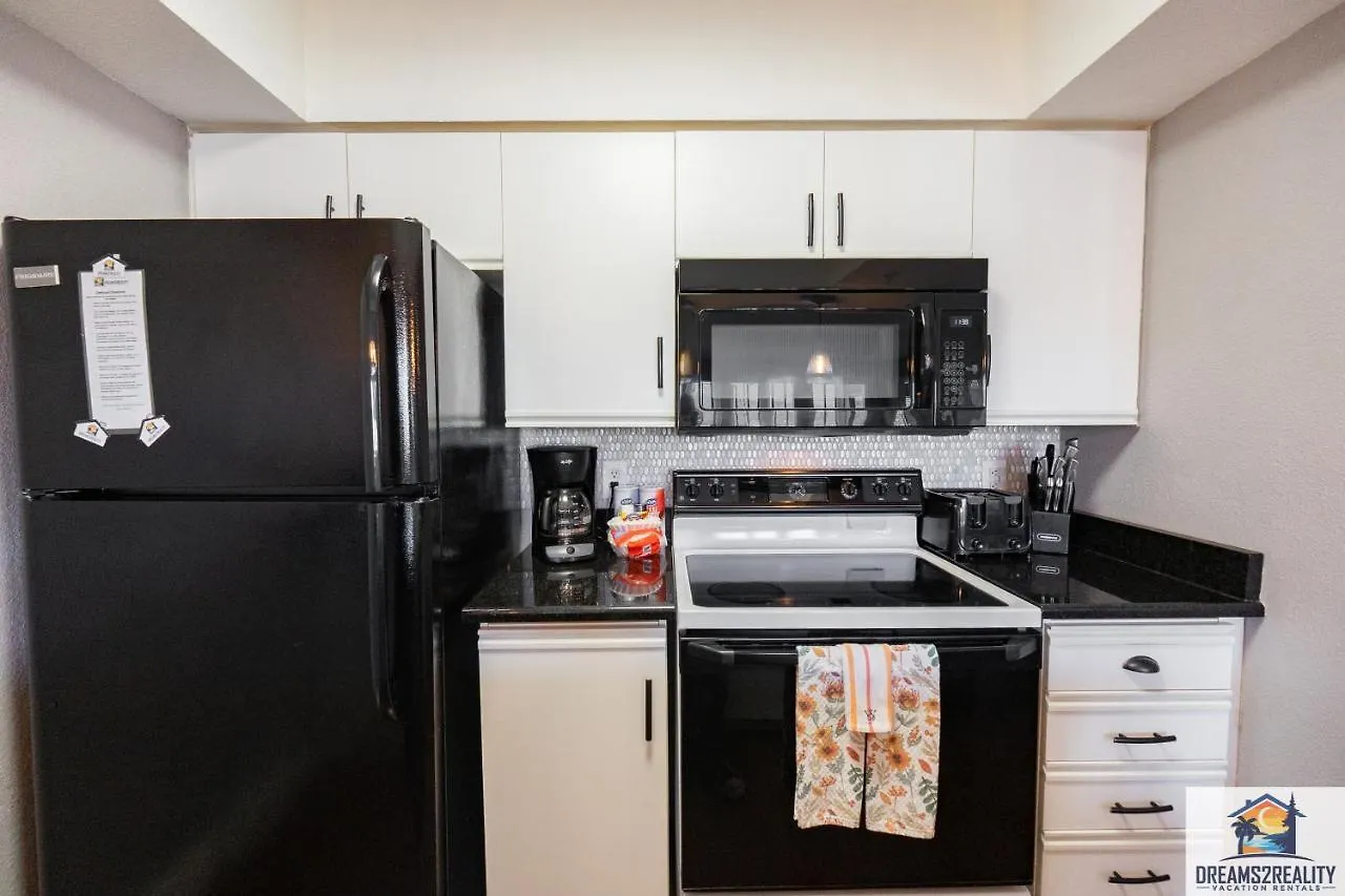 2br Walk-in - Near The 76 Strip - Free Wifi - Pool - Free Tickets Included - Clb-3