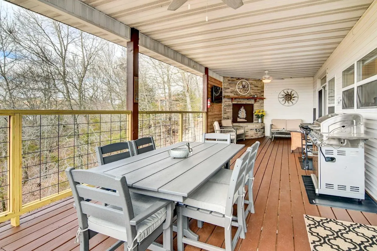Secluded Escape With Pool And Game Room!