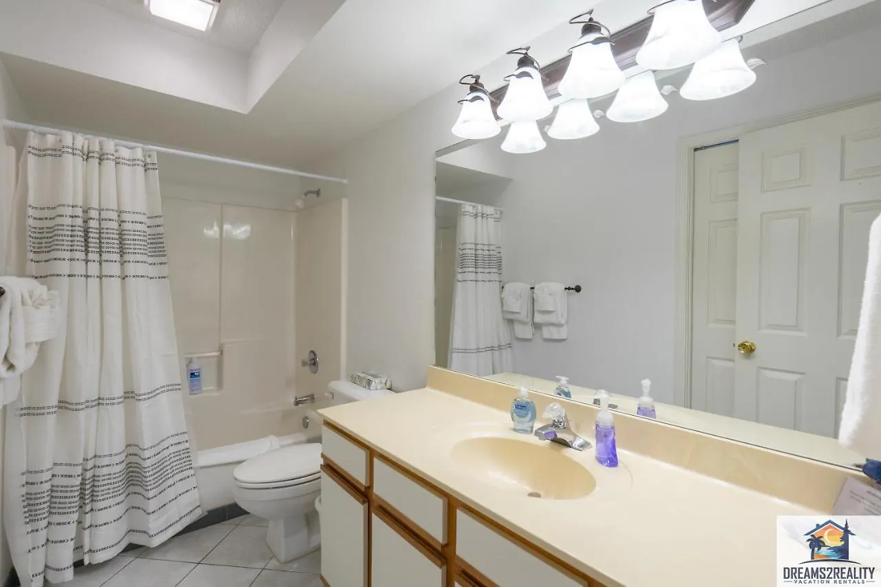 Holiday home 2br Walk-in - Near The 76 Strip - 2 Pools - Free Tickets Included - Fhd-8 *
