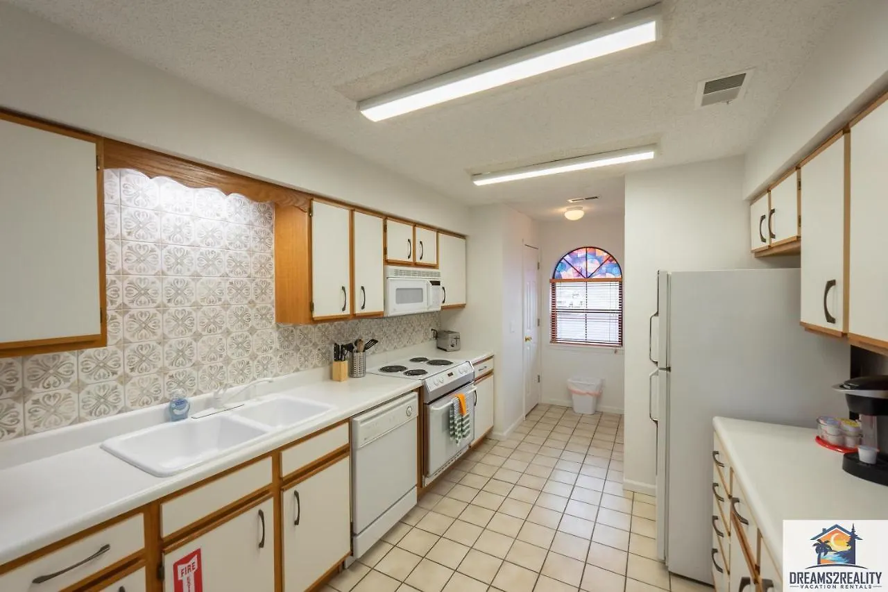 2br Walk-in - Near The 76 Strip - 2 Pools - Free Tickets Included - Fhd-8 Holiday home