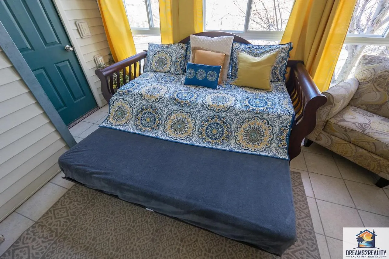 3br Updated Walk-in - Near The Strip - Free Tickets Included - Ch4-4 بيت للعطل *
