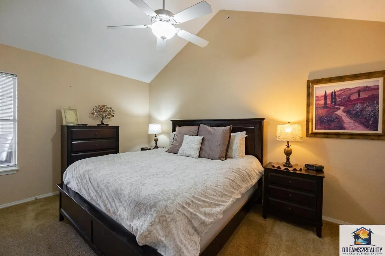 3 Bedroom - Near The Strip - Jacuzzi Tub - Free Tickets Included - Ch4-5 * ブランソン