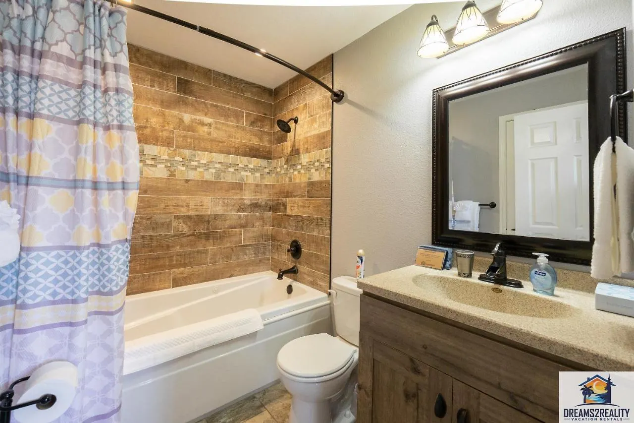 Дом отдыха 2br Walk-in - Near The 76 Strip - Free Wifi - Pool - Free Tickets Included - Clb-3 Брэнсон