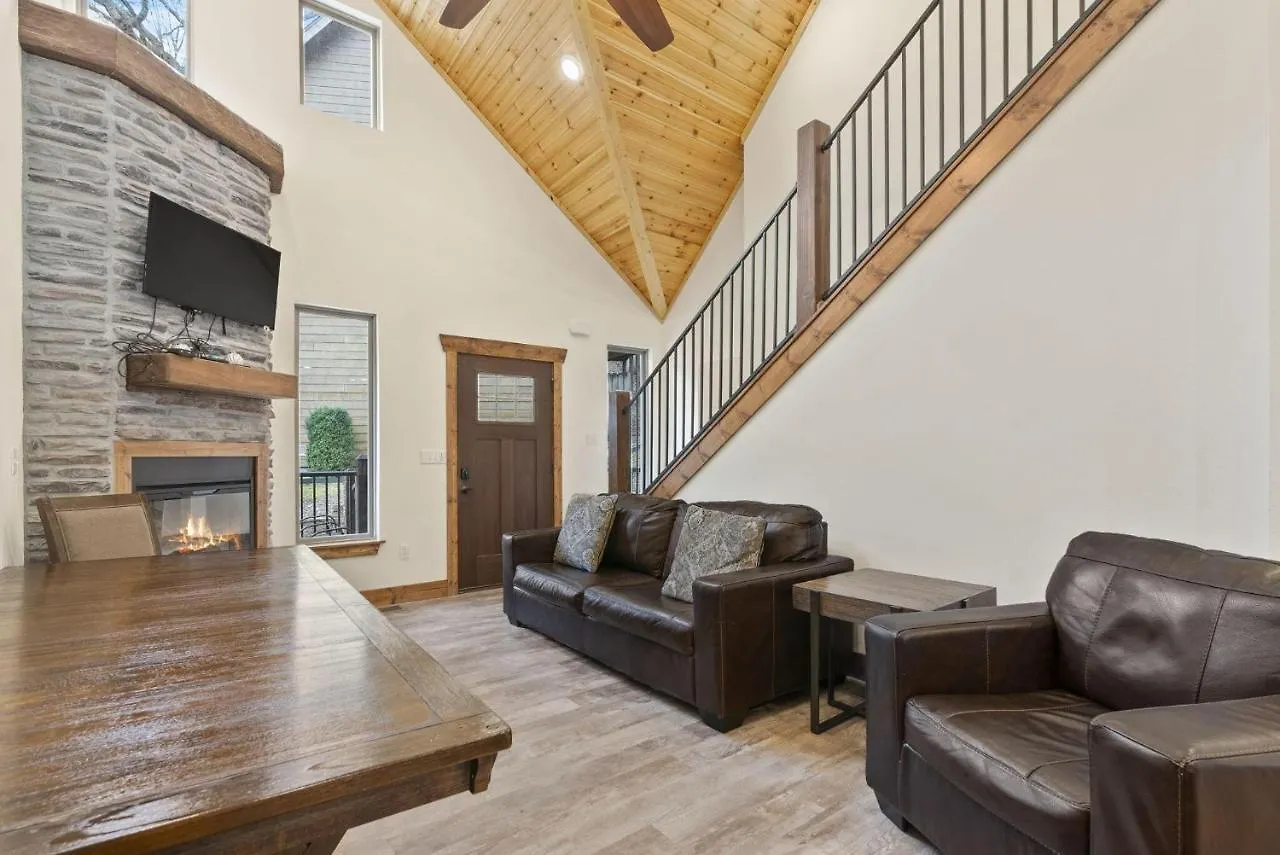 3bd Walk-in Near Silver Dollar - Game - Pool - Free Tickets Included - Rr-93b * Branson