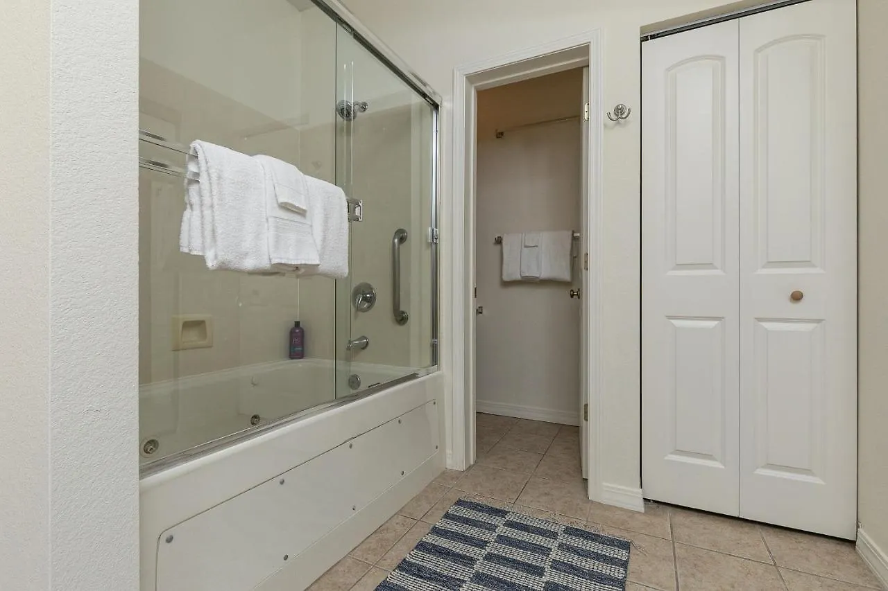3br Walk-in - Close To Attractions - Free Tickets Each Day - Rl4-2 Tatil Evi