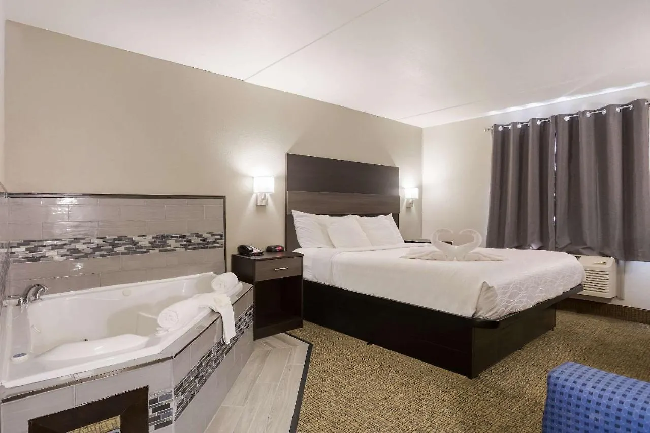 Fogadó Rodeway Branson, Brick House