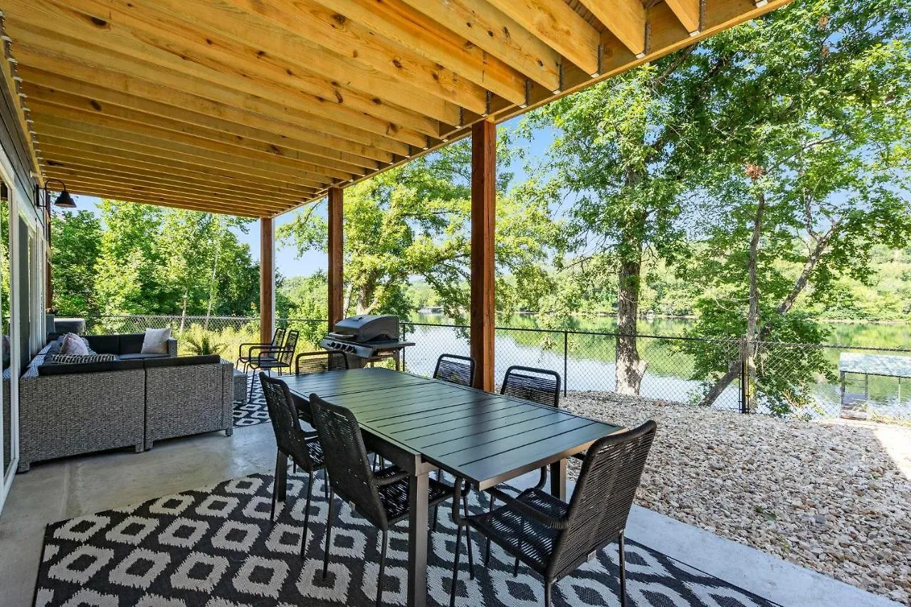 Holiday home Lakeshore Living Branson