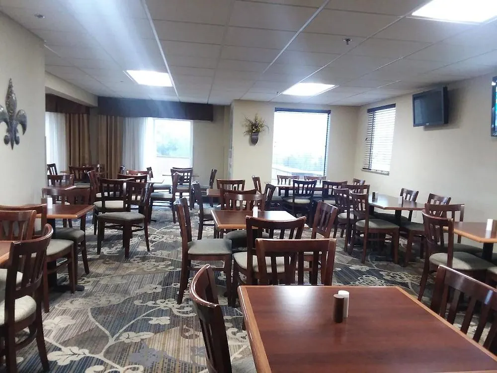 Spark By Hilton Meadows 3* Branson
