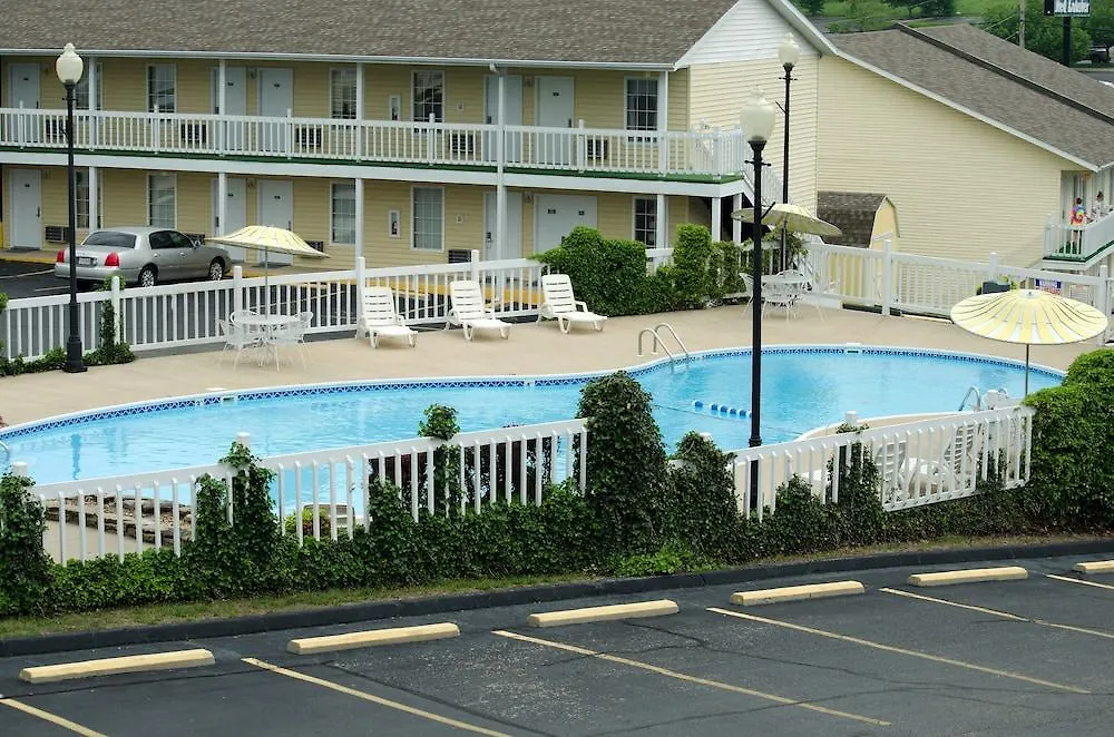 Motel Honeysuckle & Conference Center