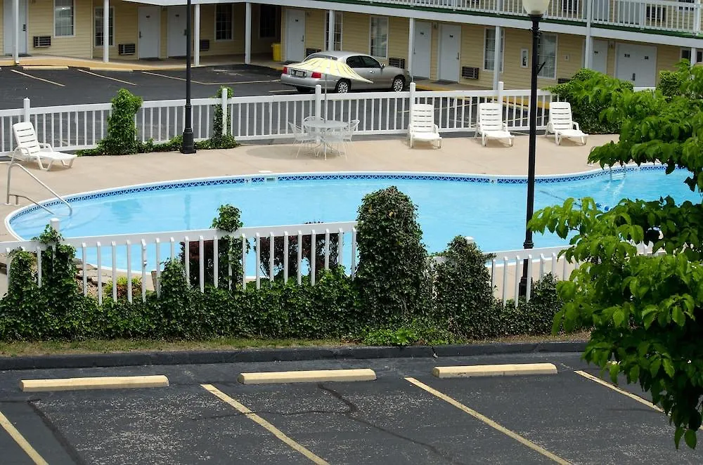 Motel Honeysuckle & Conference Center 2*