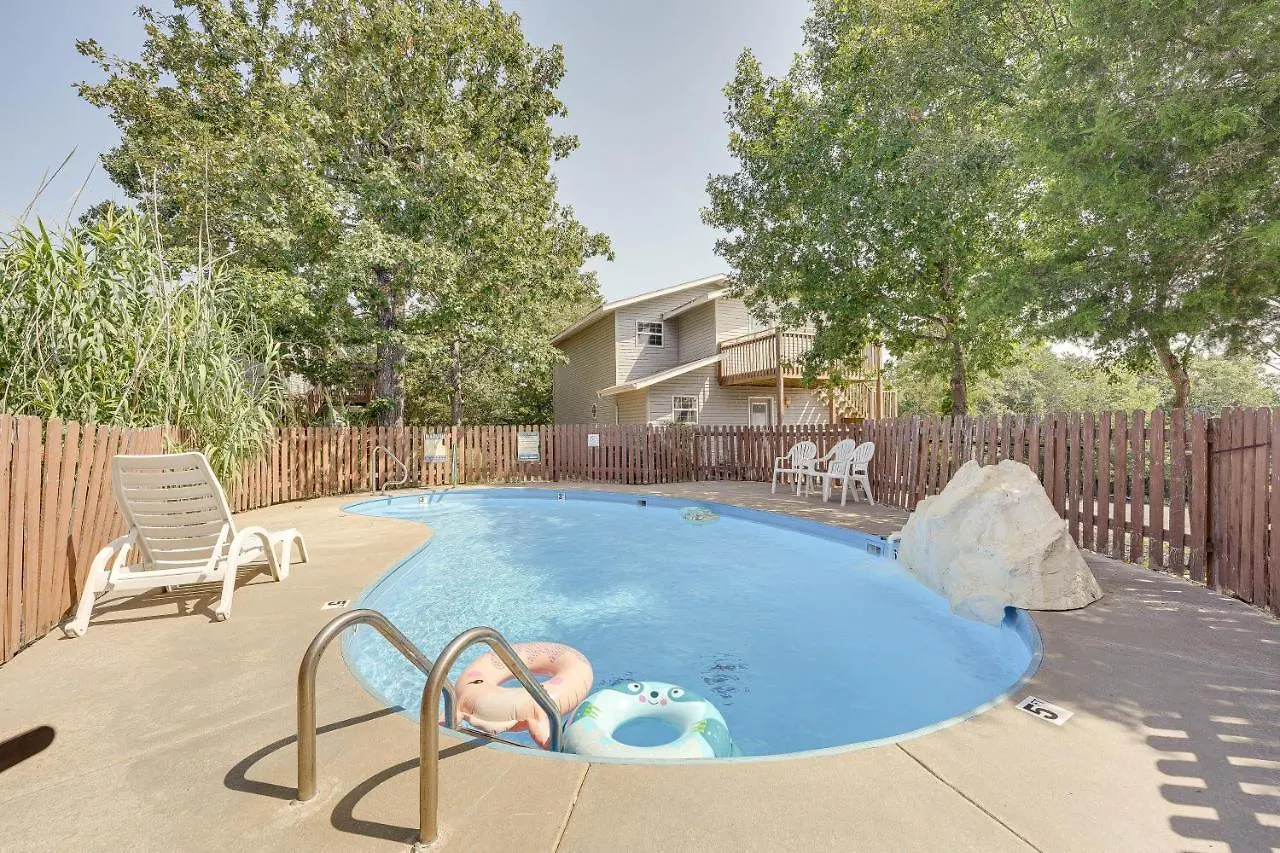 Vacation Near Table Rock Lake! *