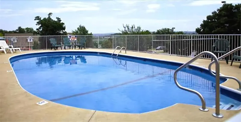 Seven Gables Hotell 2*