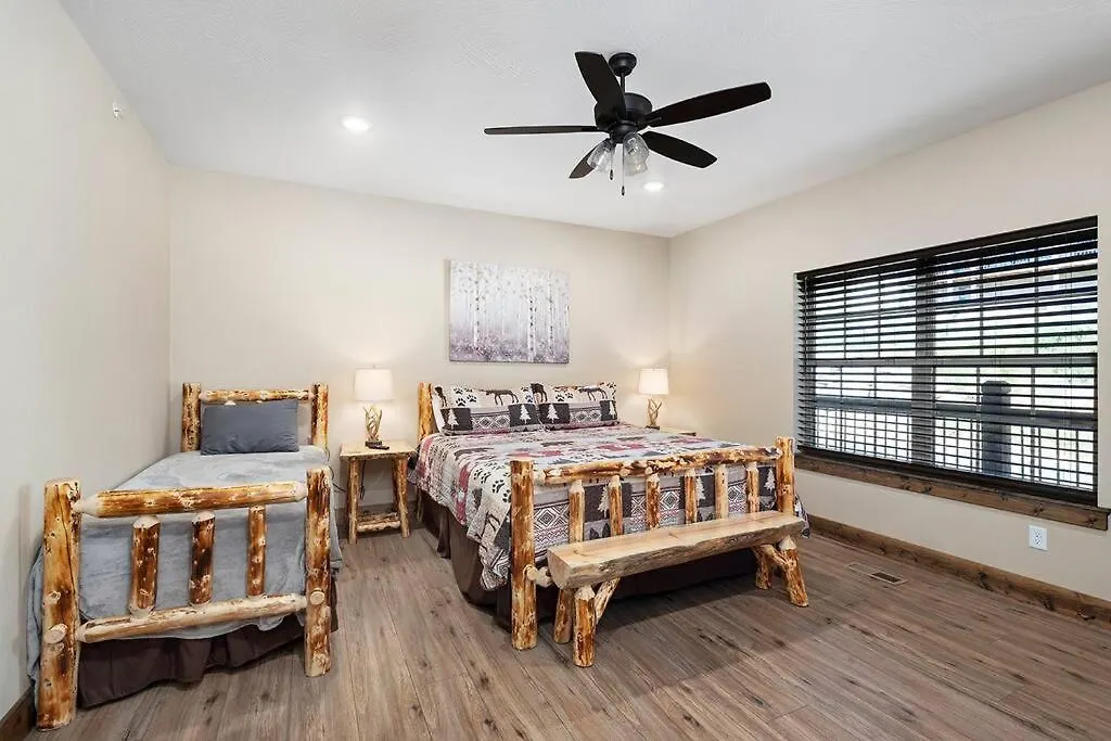 Spacious Rustic Elm Dom wakacyjny *