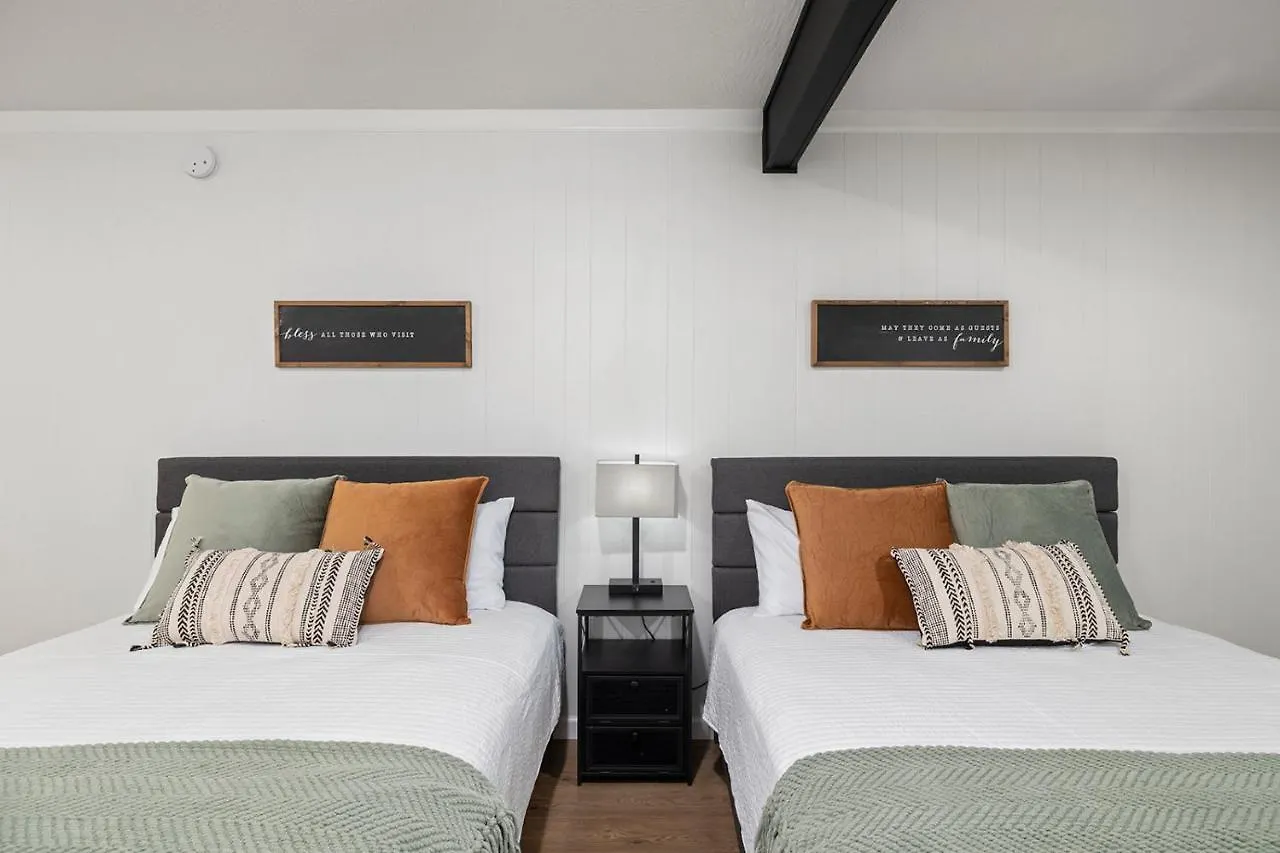 The Lofts On Indian Point - Near Silver Dollar Branson