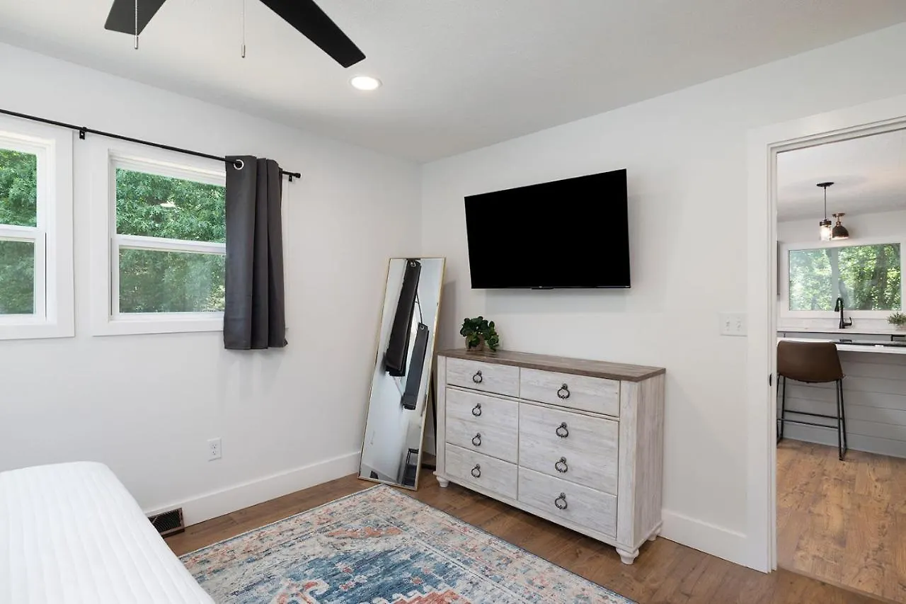 The Lofts On Indian Point - Near Silver Dollar Branson
