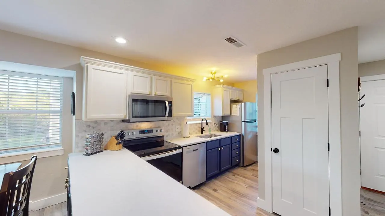 Дом отдыха Beautiful Condo, Steps From Table Rock & Sdc *