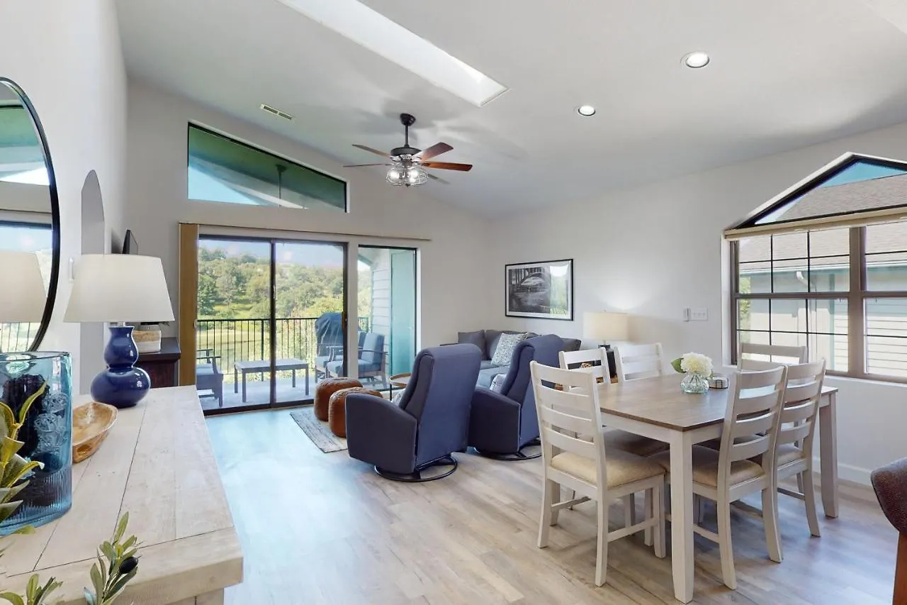 Waterview Oasis Branson