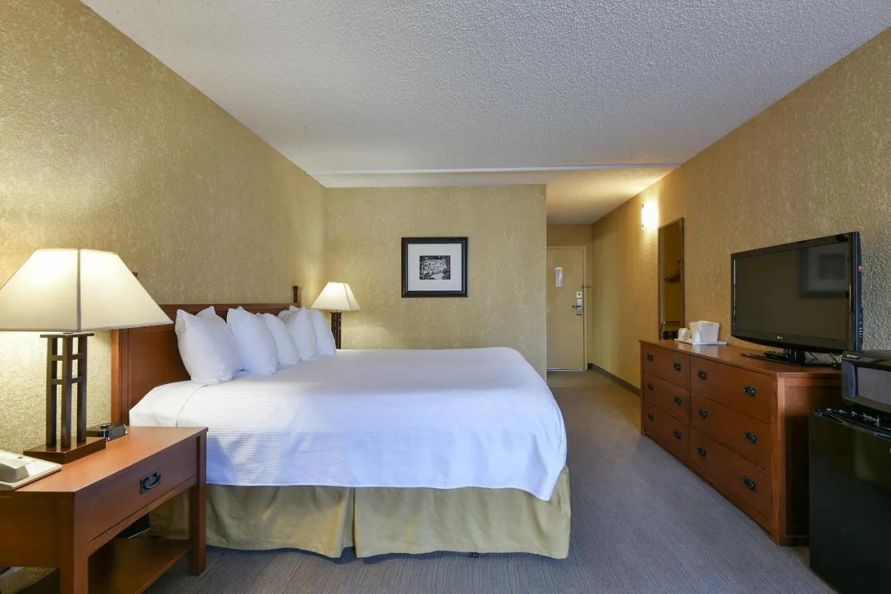 Western Branson Inn&conference Center 3*