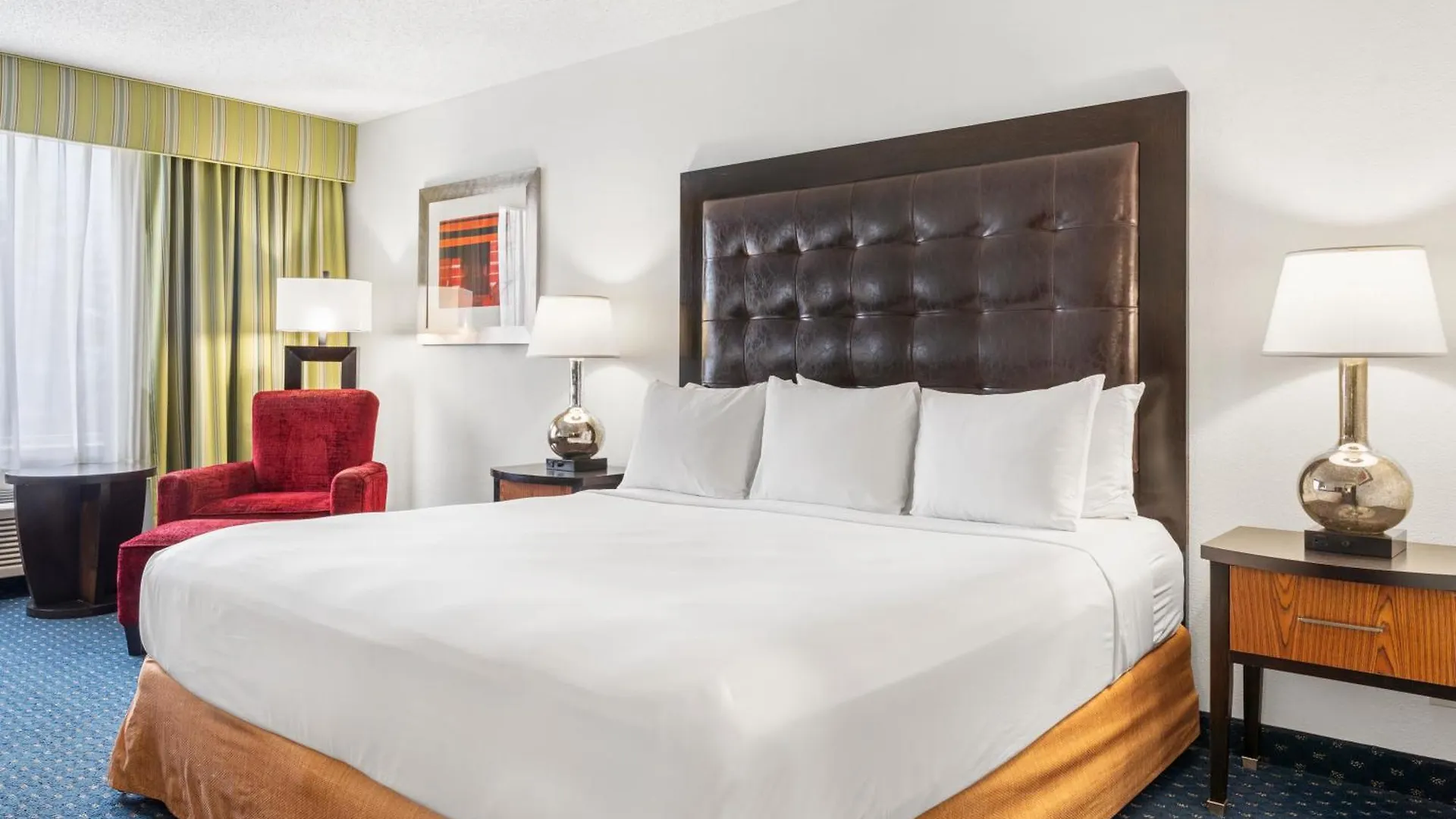 Hotel Thousand Hills Branson