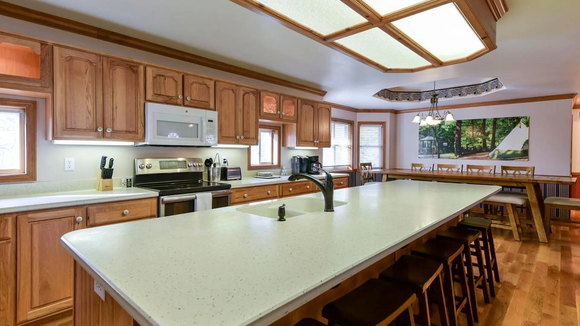 5 Bedroom Vacation Next To Silver Dollar Σπίτι διακοπών